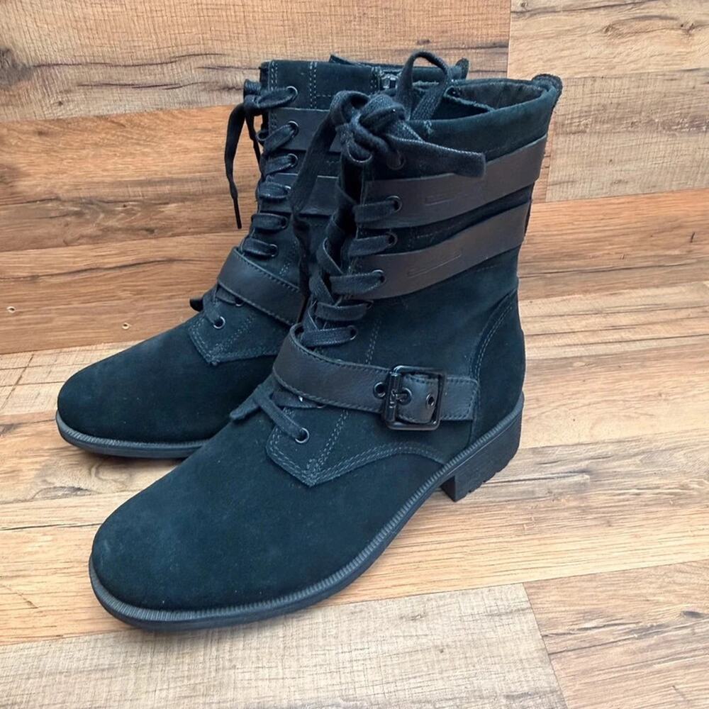 UGG women’s size 9.5 Boots Black suede